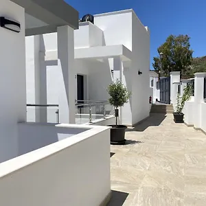 terrazas-de-ladera-v5-casasol.hotelsinnerja.org/